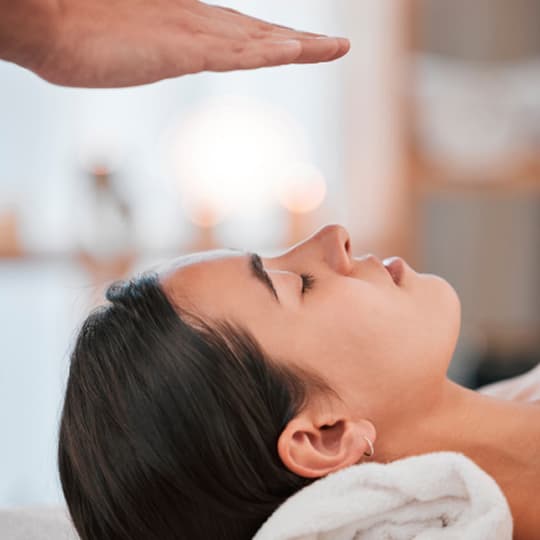 A Gentle Way to Reset Your Energy with Reiki Healing in Abu Dhabi